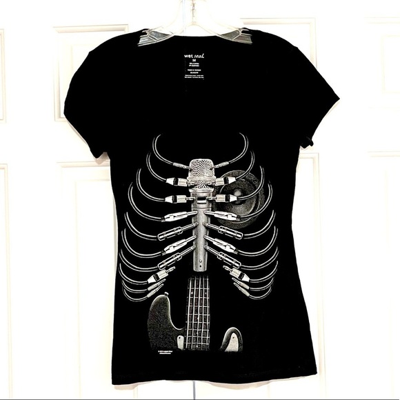 "Nothing But Skulls" Liquid Blue guitar skeleton v-neck black t-shirt. Small - Picture 1 of 11